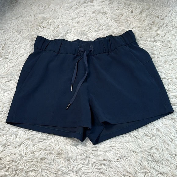 lululemon athletica Pants - Lululemon On The Fly Short *Woven *2.5" True Navy